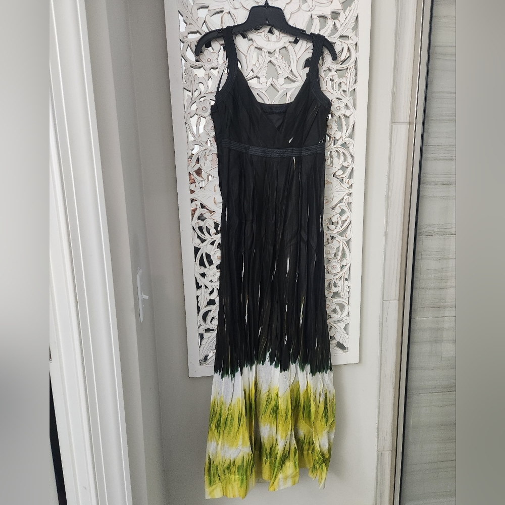 GUC- Calvin Klein black dress